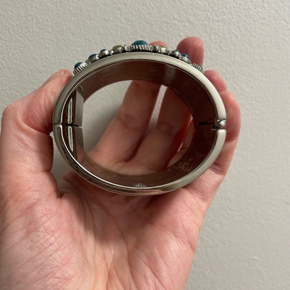 Banana Republic cuff bracelet - Picture 5 of 8